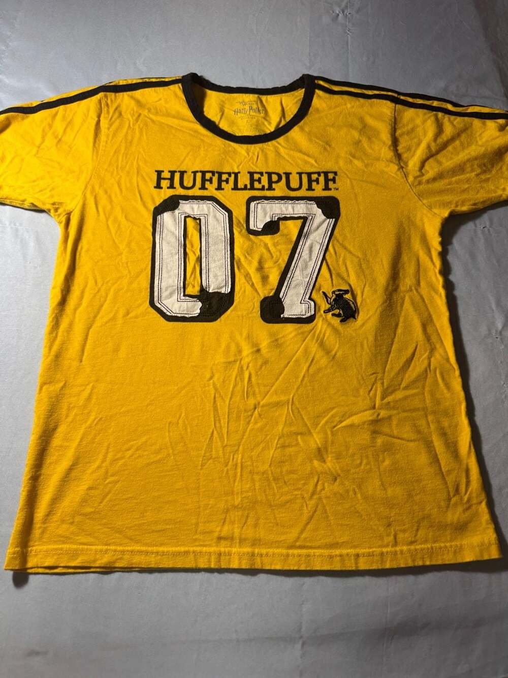 Wizarding World Harry Potter Hufflepuff Diggory Shirt L